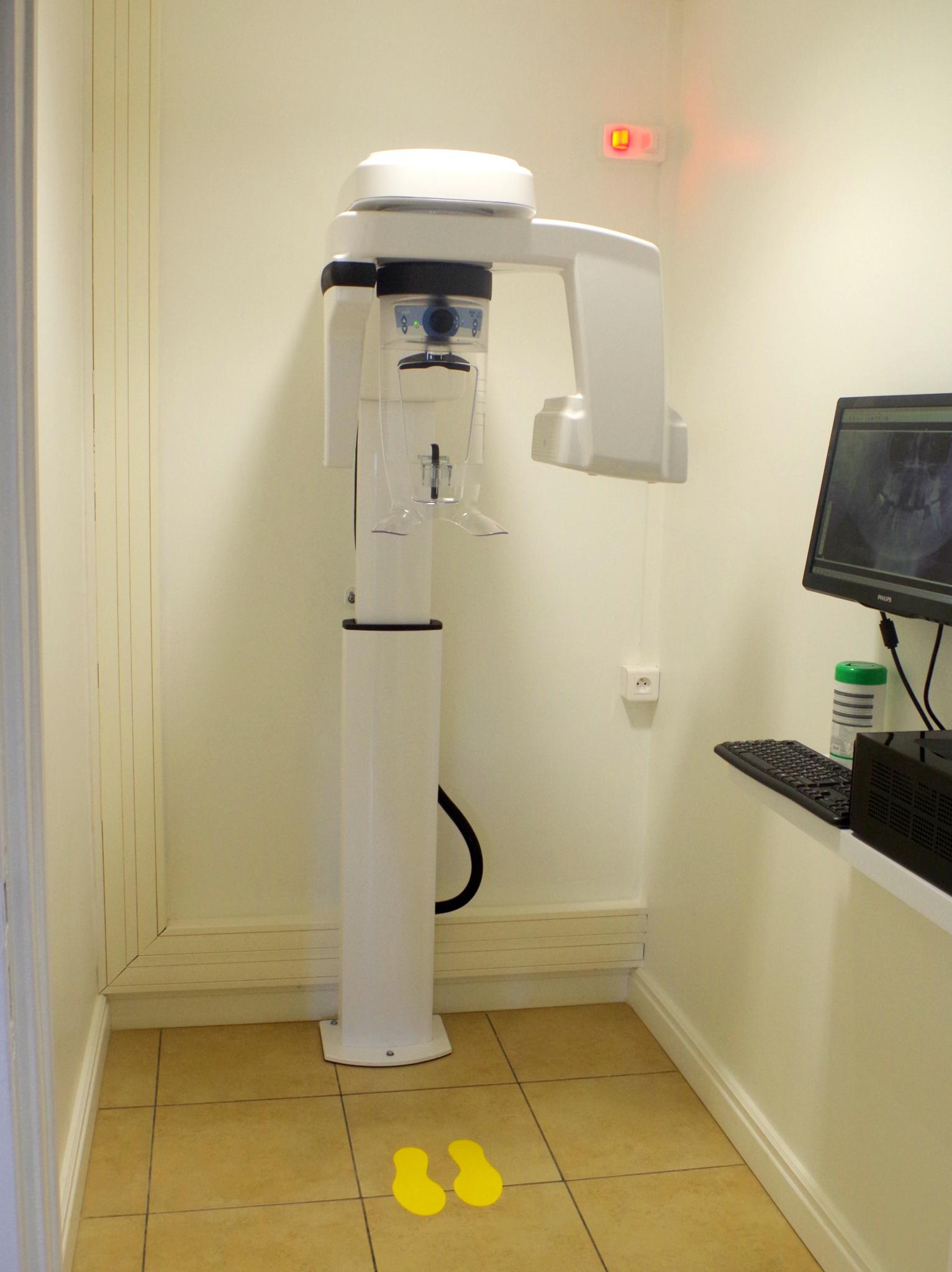 Visiter le dentaire Sainte Rose (97115) Dentiste Dr Pierre